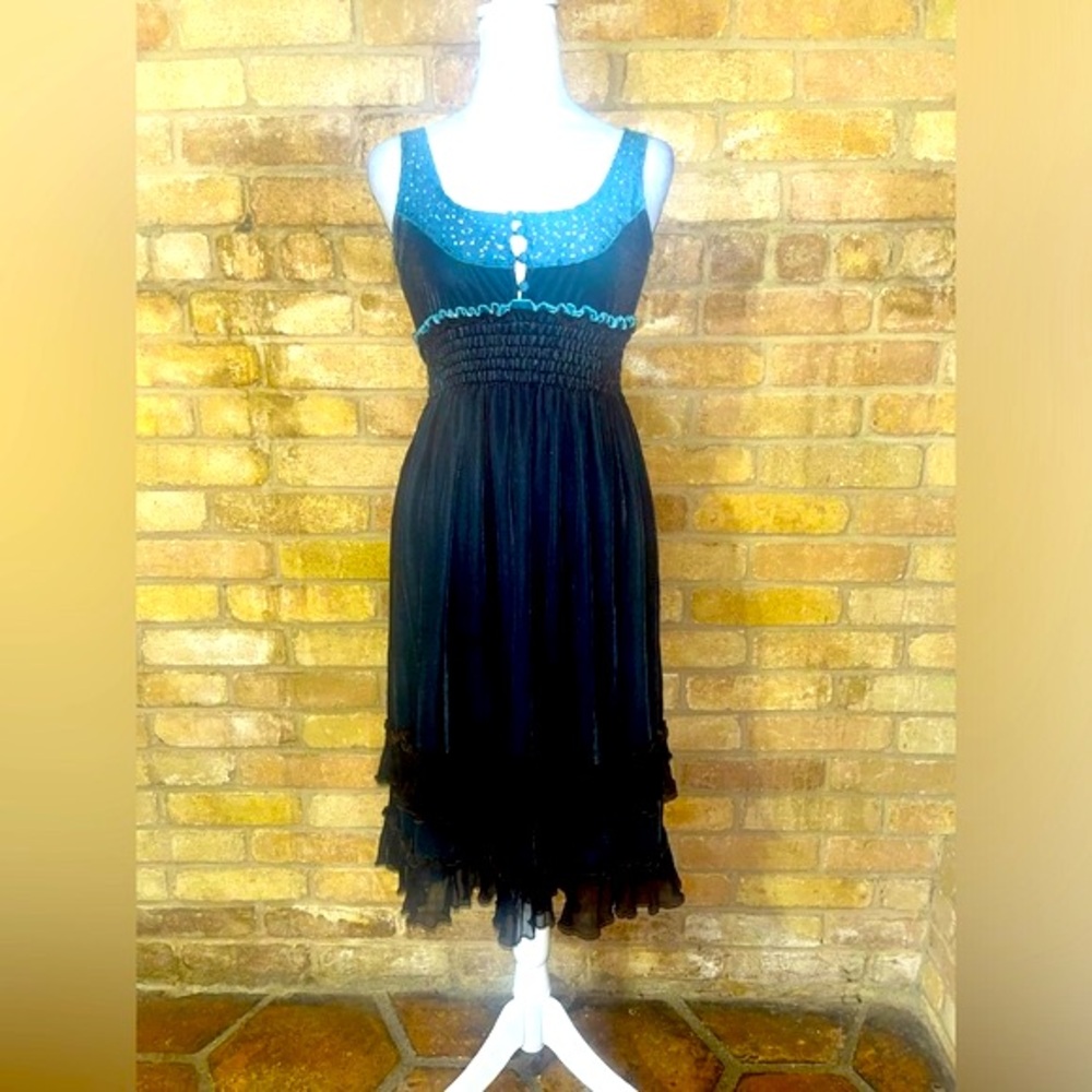 Rare Vintage/Y2K Velvet/Silk/lace multi-layered Midi Designed by BeauBois - S/M